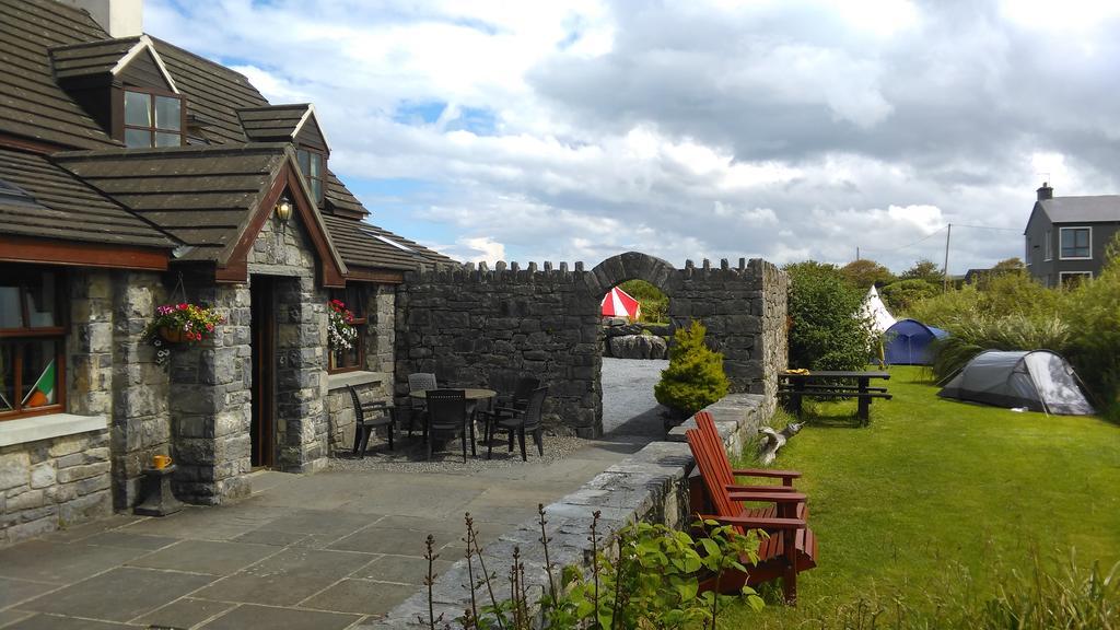 Aille River Tourist Hostel And Camping Doolin Exterior photo